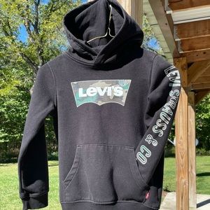 Levi’s hoodie SZ. 5